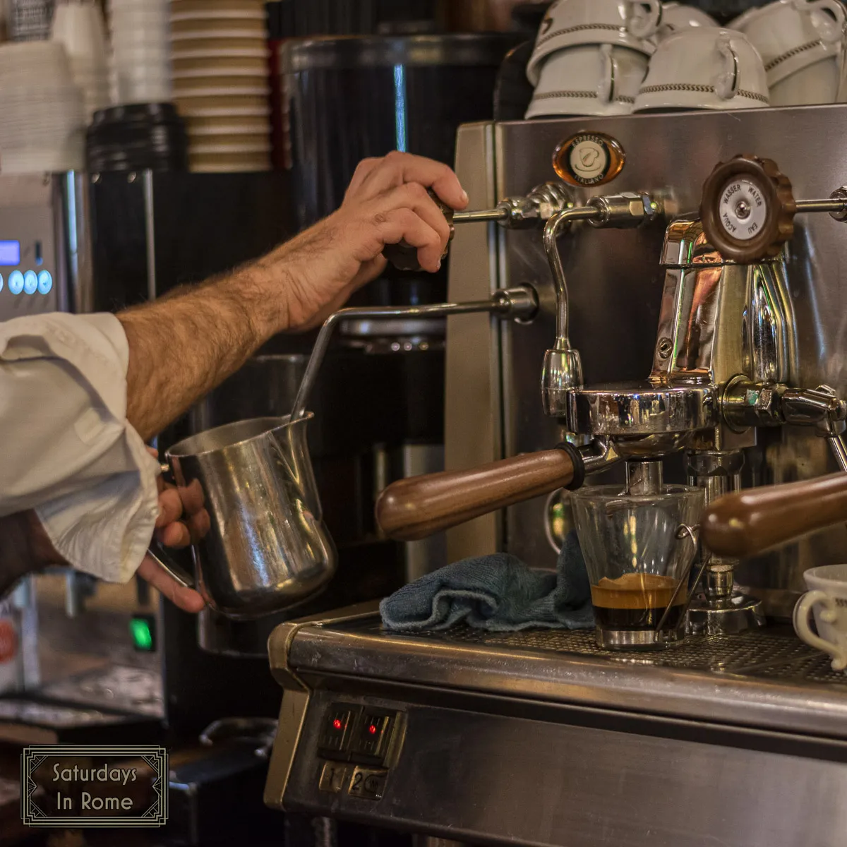 coffee bars in Italy - Older Machinery