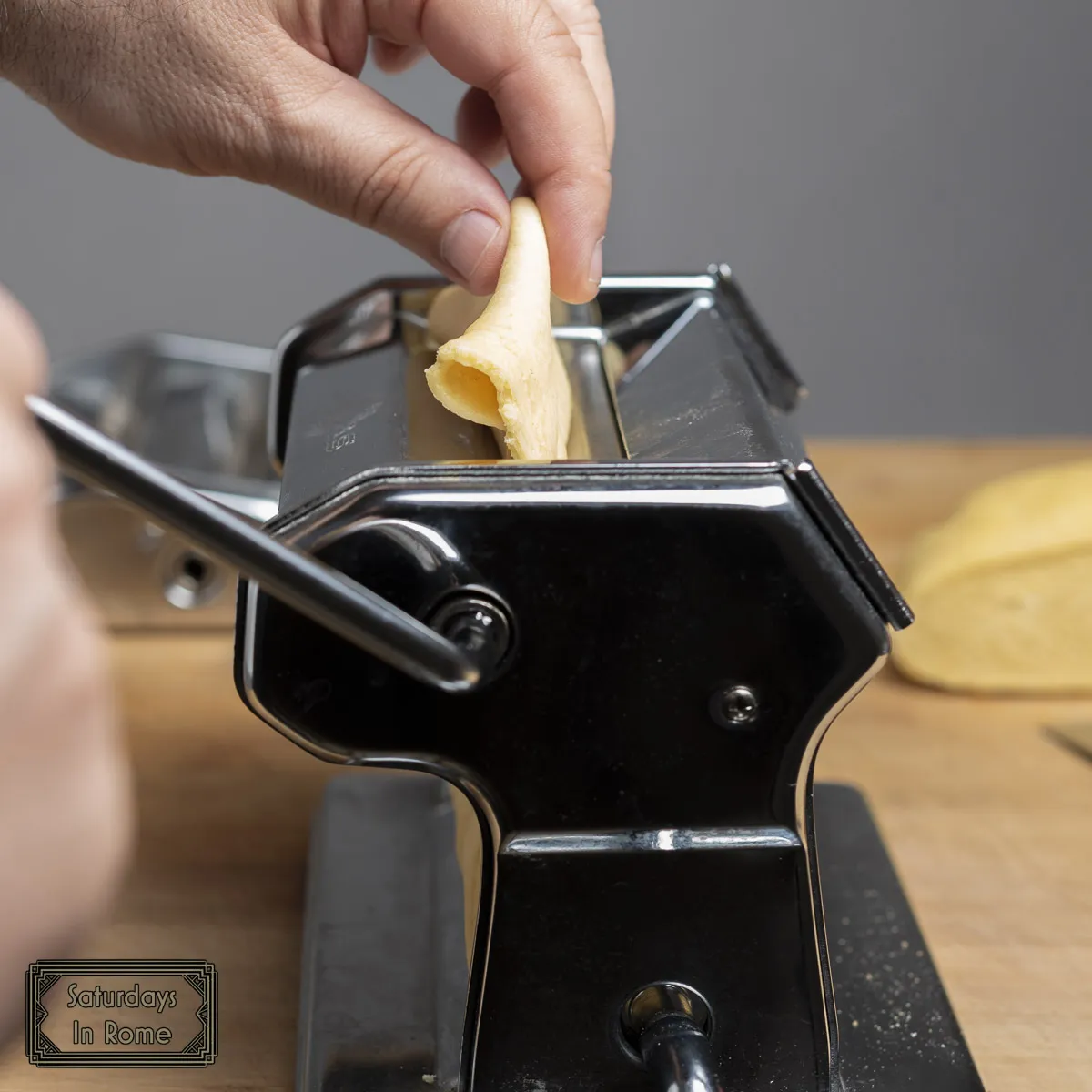 Best Pasta Maker - Feeding The Pasta