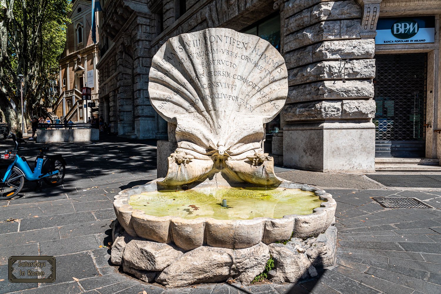 Ancient Roman Fountains - Fountain of the Bees