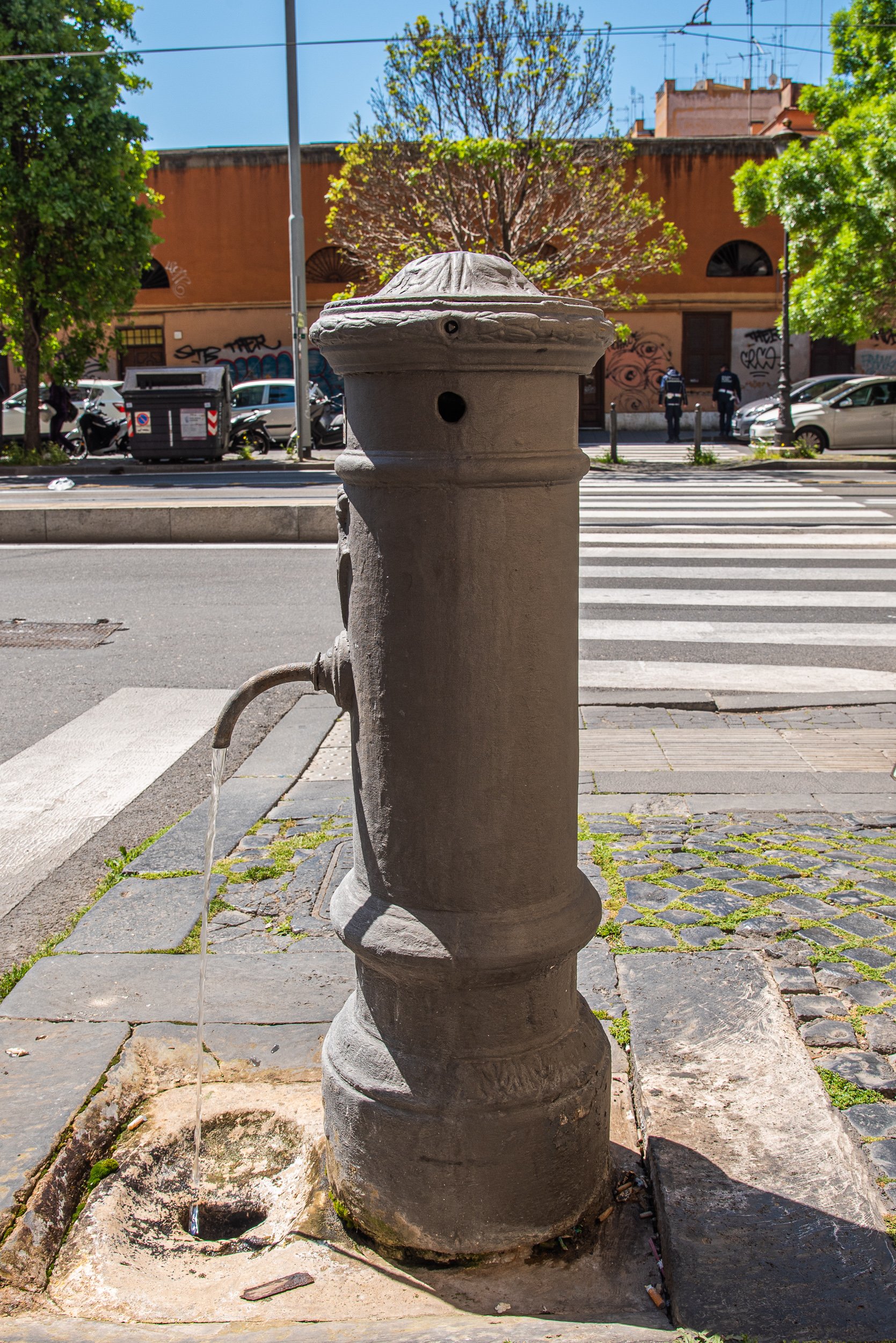 drinking fountains in rome - Nasoni