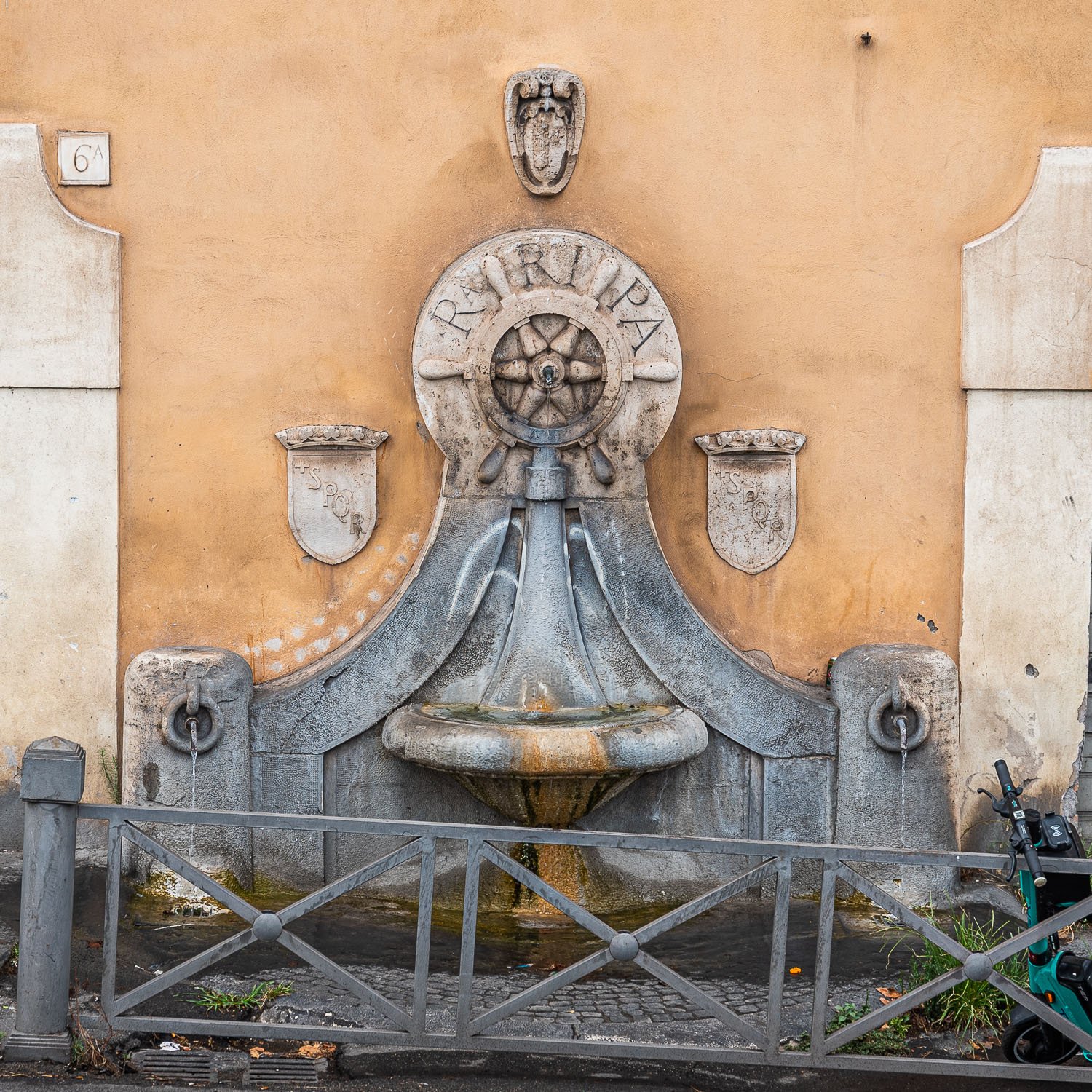 famous fountains in rome italy - Ship's Wheel