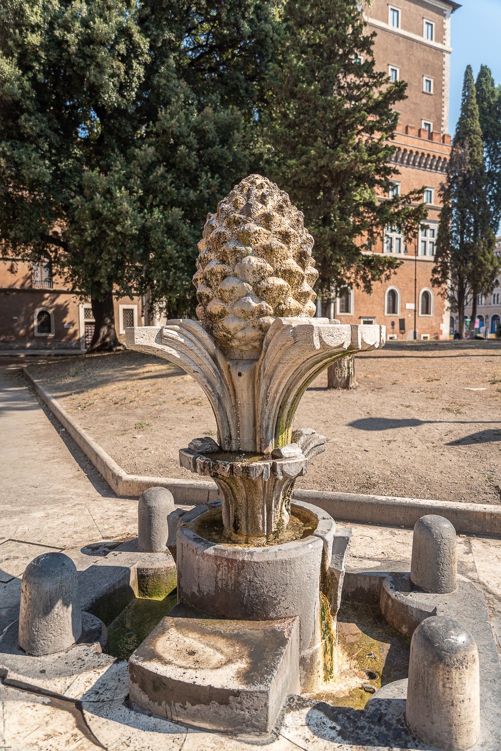 famous fountains in rome italy - the Pine Cone