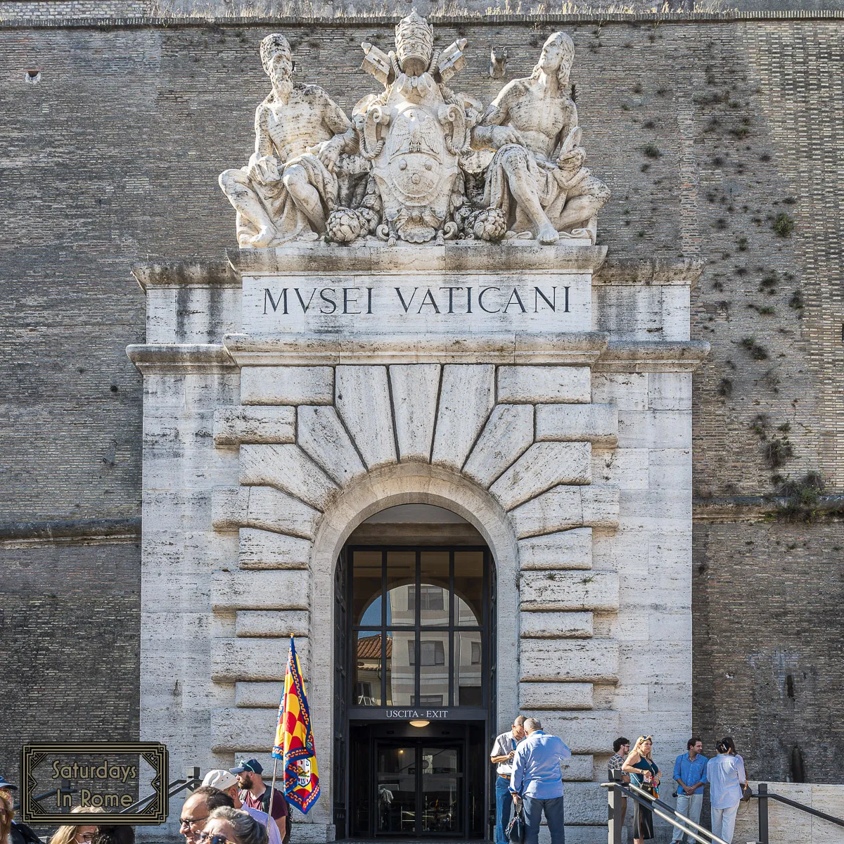 Vatican Museums And Sistine Chapel - Long Lines Lead Here