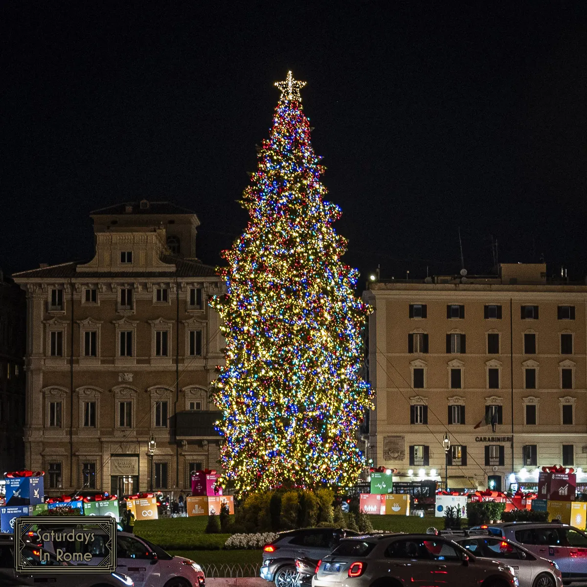 Italian Christmas Movie - Xmas Tree In Rome's Past